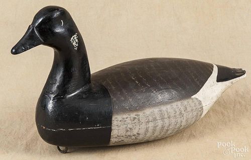 New Jersey carved and painted brant decoy, early 20th c., 18'' l.