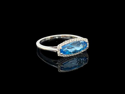 14k White Gold 1.59ct Blue Topaz & 0.12ct Diamonds Ring Size 6.5
