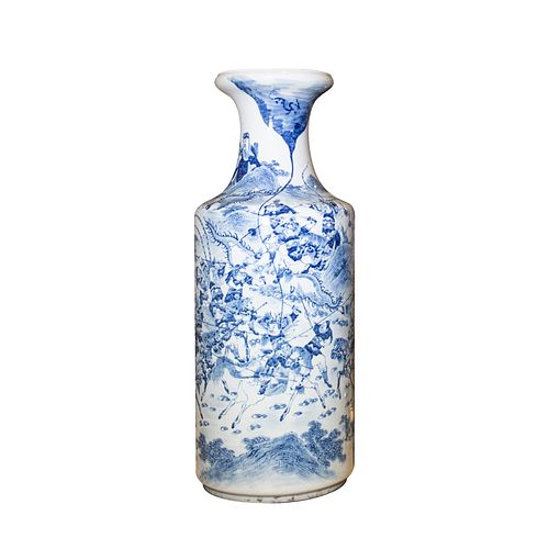 A blue and white porcelain vase | แจกันขนาดใหญ่กระเบื้องเคลือบน้ำเงินขาว