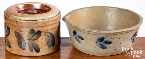 Two Mid-Atlantic pieces of stoneware, 19th c.