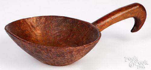 Burl scoop, ca. 1800