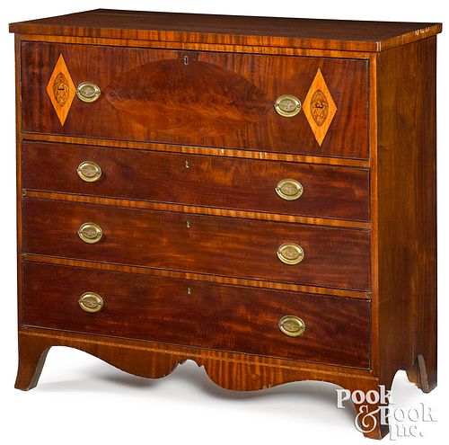 Federal mahogany chest of drawers, ca. 1805
