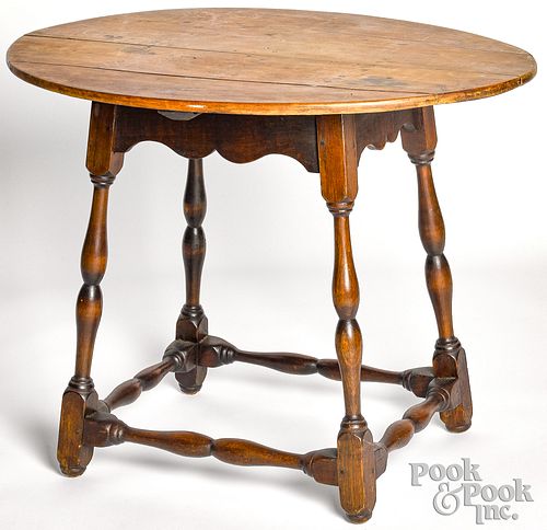 Small New England maple tavern table