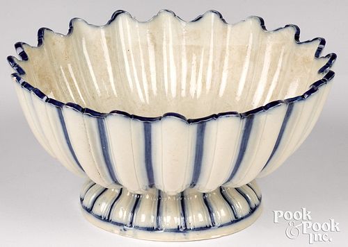 Leeds pearlware lobed center bowl, ca. 1800