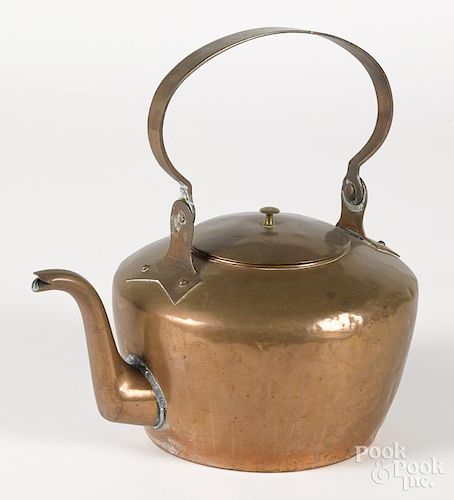 Dovetailed copper kettle, 19th c., probably Pennsylvania, 13'' h.