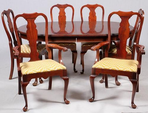 QUEEN ANNE STYLE MAHOGANY DINING TABLE AND CHAIRS