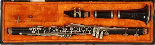 ORIENTAL CLARINET IN FITTED CASE