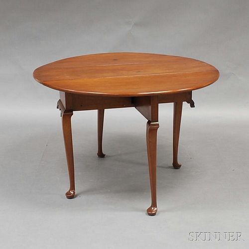 Queen Anne Mahogany Drop-leaf Dining Table