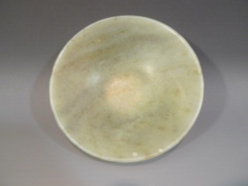 ANTIQUE CHINESE CARVED HETIAN JADE BOWL - QING DYNASTY 中国古董和田玉碗 - 清代