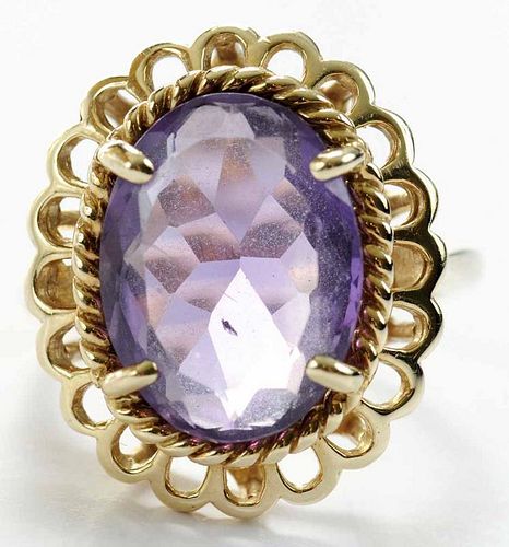 14 kt Gold and Amethyst Ring