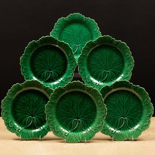 Set of Twelve Wedgwood Green Majolica Leaf Plates