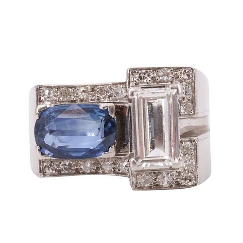 Art Deco 18k Gold Ring with Diamonds & Sapphire
