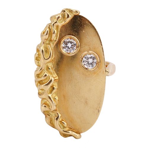 Signed 18k gold Ring with Diamonds