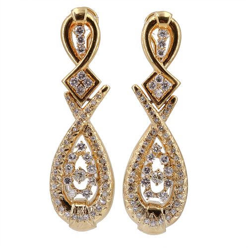 5.15 Cts Diamonds 18k Gold Drop Earrings