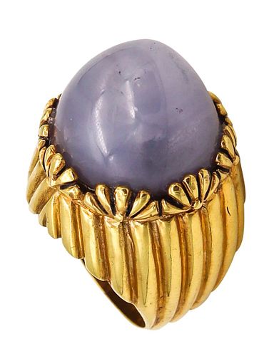 Art Deco Cocktail Ring In 14Kt Gold With 47.24 Cts Blue Star Sapphire