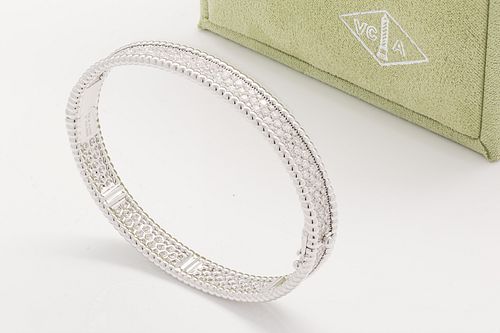 Van Cleef & Arpels 18K White Gold Perlee diamonds Bracelet Sz 17