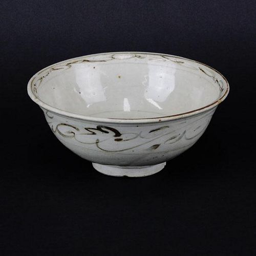 Chinese Sung Dynasty Glazed and Decorated Ceramic Bowl.