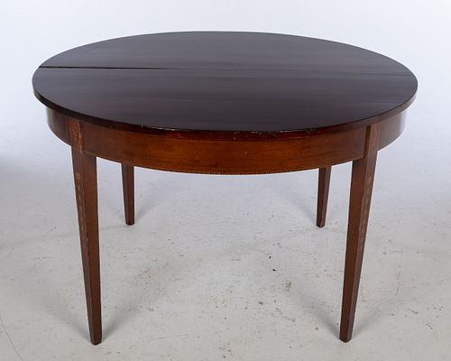 Federal Style Dining Table, 20th Century
