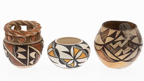 3 Native American Acoma Terracotta Pots