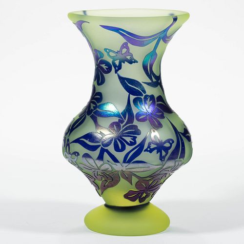 GIBSON BUTTERFLIES AND FLOWERS CAMEO ART GLASS VASE,