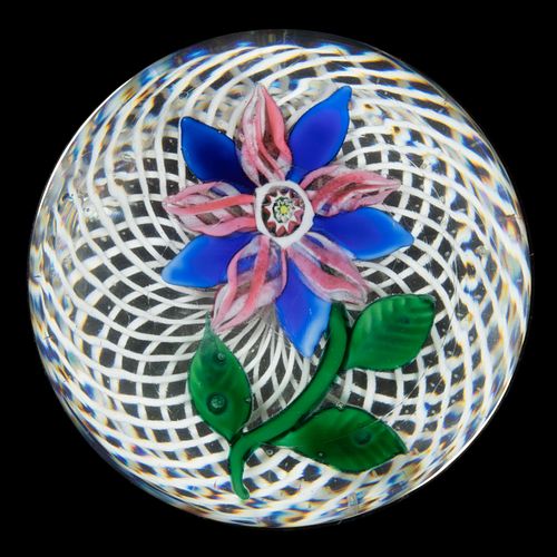 ANTIQUE NEW ENGLAND BI-COLOR POINSETTIA LAMPWORK PAPERWEIGHT, 