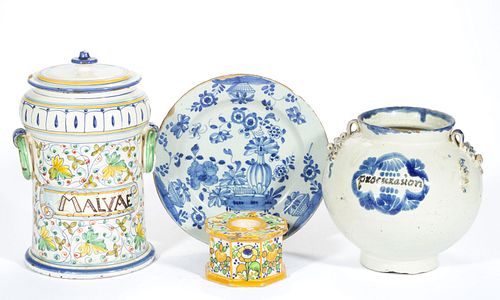 CONTINENTAL DELFT TIN-GLAZED HAND-PAINTED EARTHENWARE ARTICLES, LOT OF FOUR,
