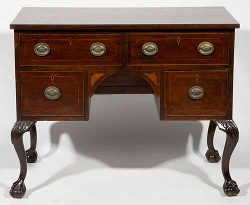 CHIPPENDALE-STYLE INLAID MAHOGANY DRESSING TABLE,