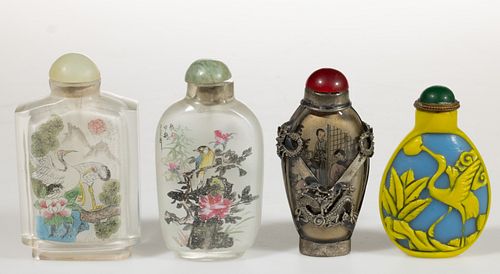 ASSORTED CHINESE GLASS SNUFF BOTTLES, LOT OF FOUR,