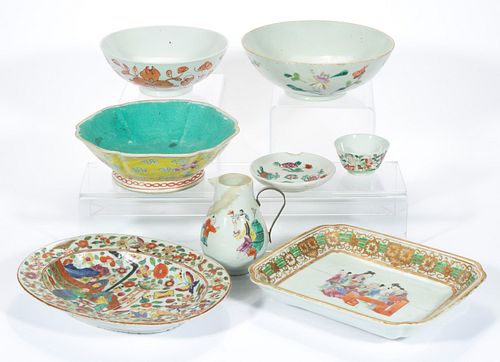 CHINESE EXPORT PORCELAIN HAND-PAINTED ARTICLES, LOT OF EIGHT,