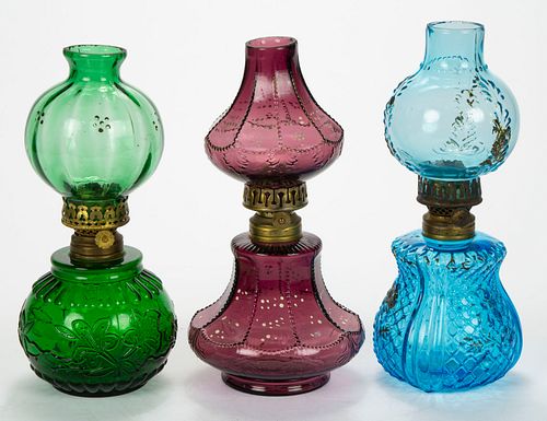 ASSORTED COLORED GLASS MINIATURE LAMPS, LOT OF THREE,