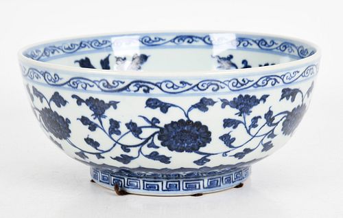 A Chinese Blue and White Porcelain Dice Bowl