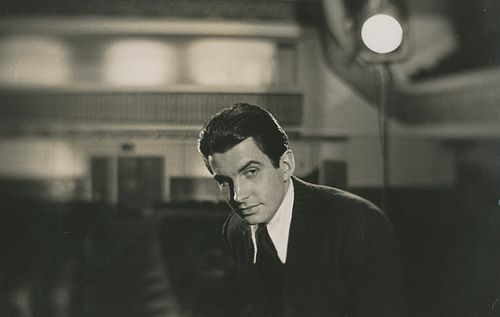 George Hamilton as Ross Hart by Leo Stashing (1963)