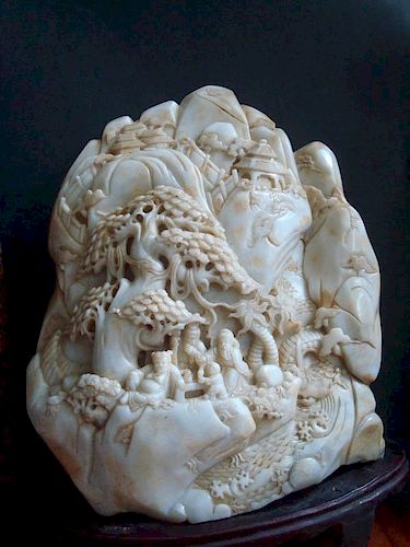 OLD Chinese Celadon White Jade Mountain Carvings. 21" high, 95 lbs. 旧中国白玉山石雕刻。 高21英寸, 重95磅
