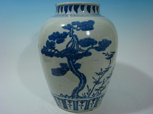 ANTIQUE Chinese Blue and White "Winter Three Friends" Jar, 17" H, 18th C 古董中国蓝白“岁寒三友”瓷罐，高17英寸，18世纪