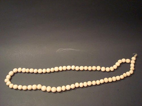 ANTIQUE Chinese Necklace, 38" long. 19th C 古董中国项链，长38英寸, 19世纪