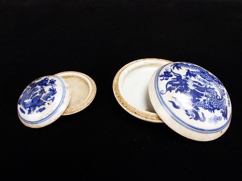 2 CHINESE BLUE & WHITE PORCELAIN DRAGON INK BOXES 