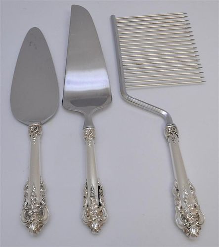 3 pc WALLACE STERLING GRAND BAROQUE CAKE & PIE SERVERS