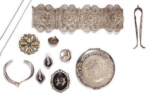 A Collection of Sterling Silver Jewelry and Accessories, 170.50 dwts.