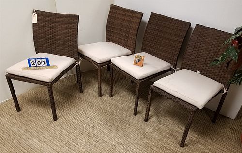 SET 4 WOVEN SEAT PATIO CHAIRS
