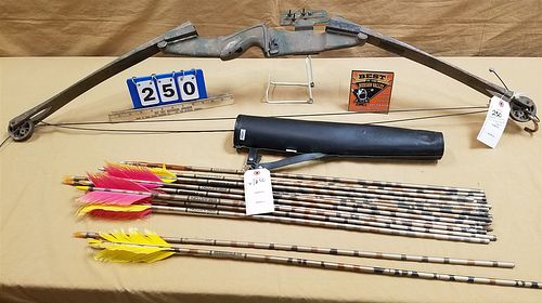 DARTON COMPOUND BOW AS IS AND QUIVER W/ ARROWS