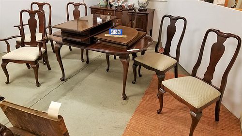ETHAN ALLEN QA STYLE CHERRY 8PC DINING SET TABLE W/2 LEAVES AND PADS, 6 CHAIRS, AND SIDEBOARD