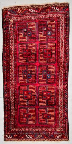 Semi-Antique Central Asian Rug: 4'6'' x 8'9'' (137 x 267 cm)