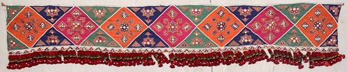Old Sind Area Embroidered Hanging: 12'3'' x 1'7'' (373 x 48 cm)