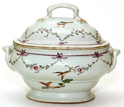 CHINESE EXPORT PORCELAIN COVERED TUREEN C. 1775