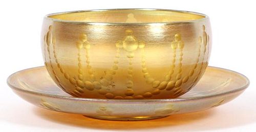 L. C. TIFFANY GOLD FAVRILE GLASS FINGER BOWL &STAND