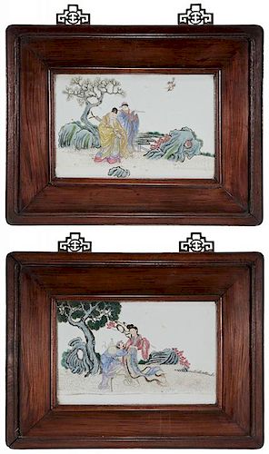 Pair Famille Rose Porcelain Plaques 硬木框人物粉彩瓷板画一对,18.5*24英寸,19世纪,中国