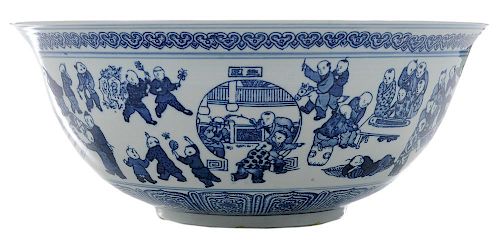Monumental Blue and White Porcelain 青花百子碗，6.75*16.5英寸，20世纪，中国