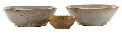Two Southern Song Dynasty Porcelain 南宋缠枝花纹白釉碗两只和酒杯一只，中国宋代