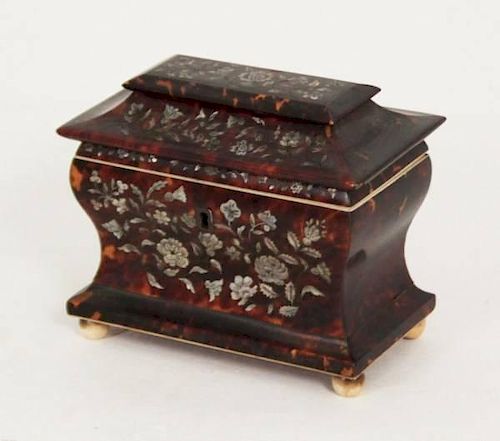 FINE TORTOISESHELL AND MOTHER OF PEARL TEA CADDY
