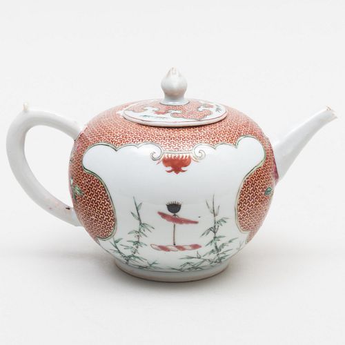 Chinese Export Porcelain Armorial Teapot with Crest of Merry